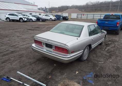 1996 Buick Park Avenue Ultra from USA, damaged, VIN 1G4CU5214TH616208
